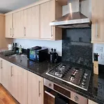 Ao Home Lettings - Ferry Quays - Brentford