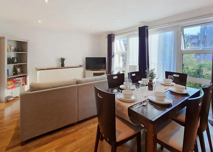 Ao Home Lettings - Ferry Quays - Brentford