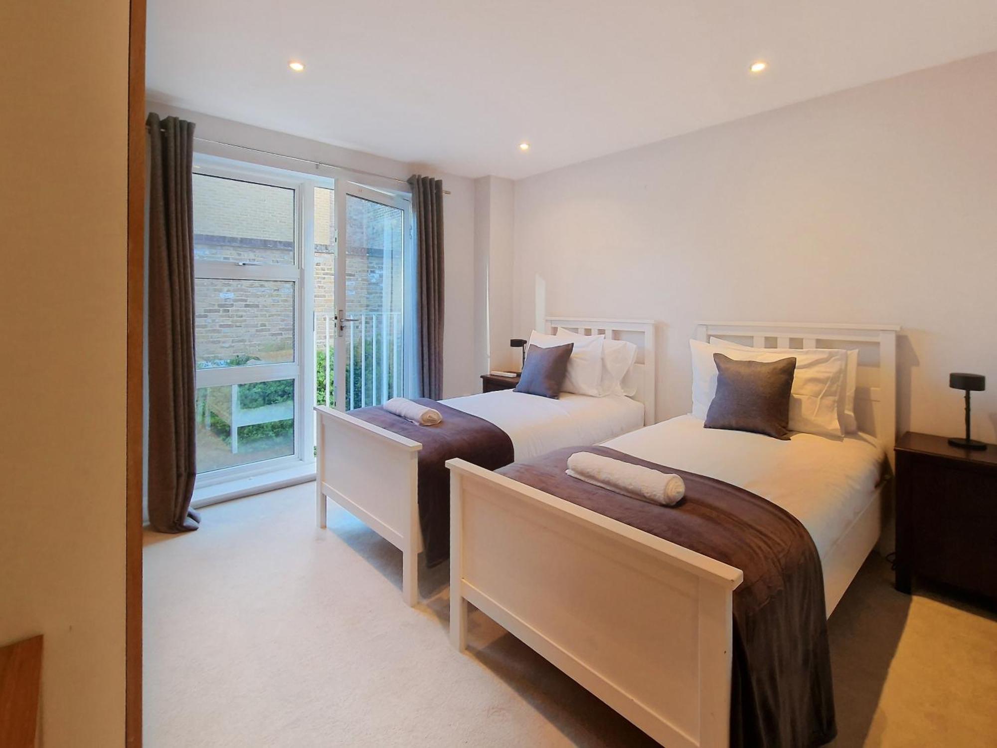 Appartamento Ao Lettings - Ferry Quays - Brentford *
