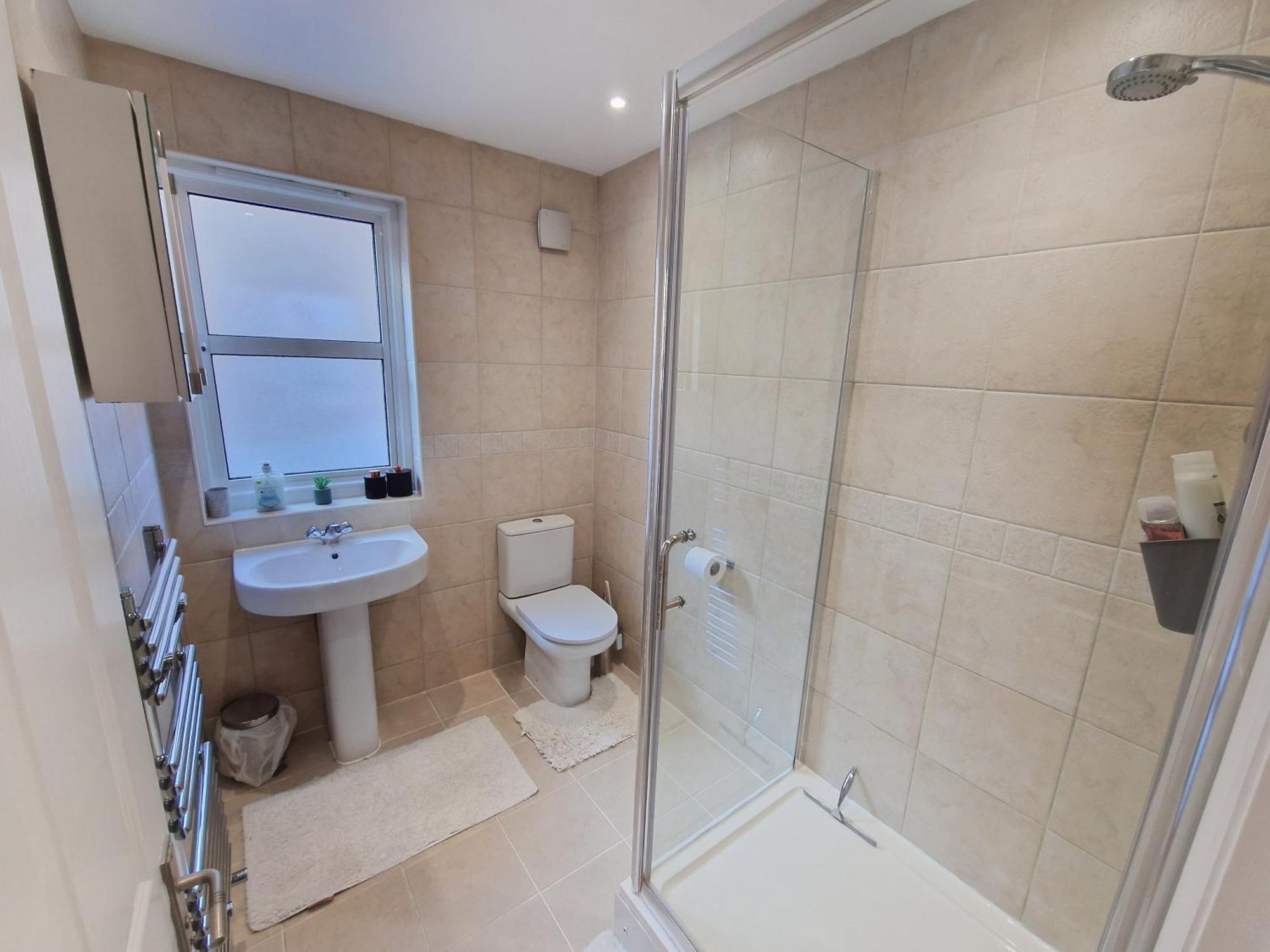 Ao Lettings - Ferry Quays - Brentford Appartamento